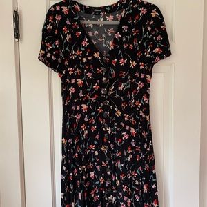 Black/Floral V-Neck Dress, Madewell, Size 4